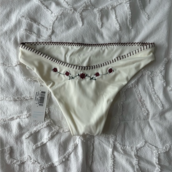 Frankie’s Bikinis - Sawyer Embroidered Cheeky Bikini Bottom in Sea Fairy - S - Picture 3 of 6